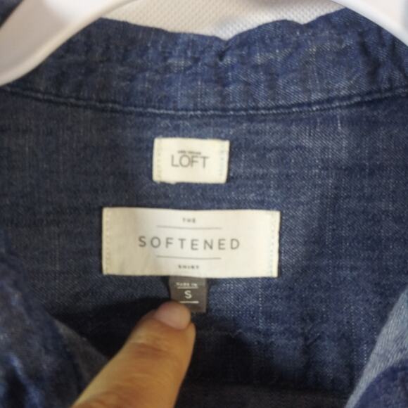 LOFT The Softened Chambray Button Up Western Boho Shirt Size Small - Picture 5 of 7